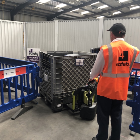 Order Pickers / Rider Pallet Stackers Image