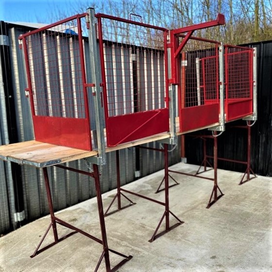 Trestle Handrail Setup Image 1