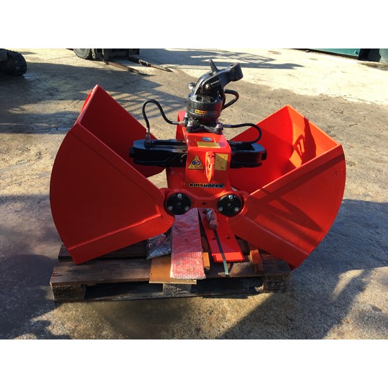 Kinshoffer KM604-350C Clamshell Bucket with Horizontal Hydraulic Cylinder Image